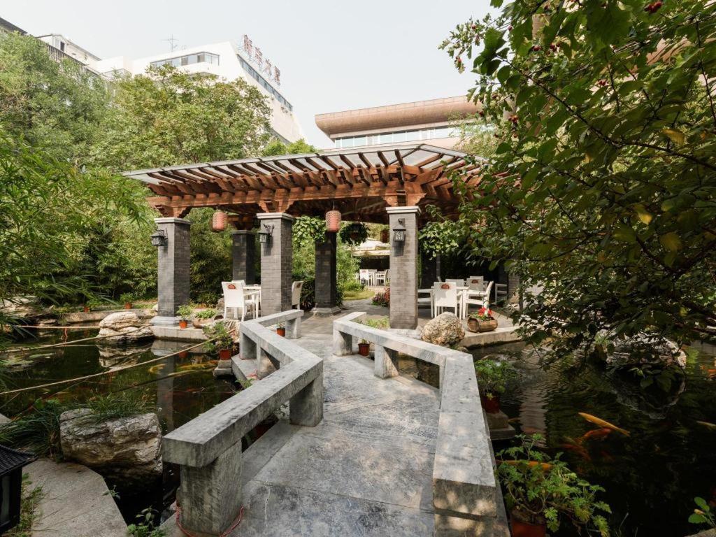 Asia Hotel Пекін Екстер'єр фото